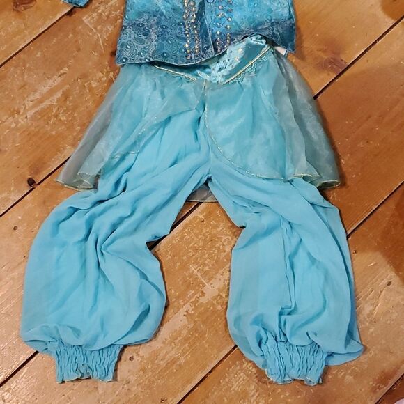 Alladin arabian costume size 5/6 -2pc. - Picture 4 of 4